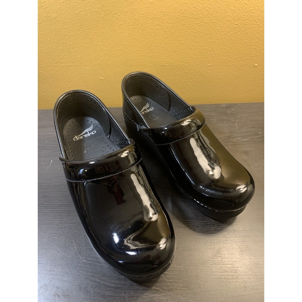 Dansko Black Patent Leather Clogs EU 39